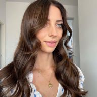 Coffee brown hair color: 14 inspirations and tips on how to achieve the nuance