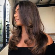 Coffee brown hair color: 14 inspirations and tips on how to achieve the nuance