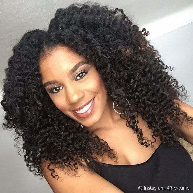 Find out which are the ideal cuts to reduce the volume of curly and curly hair