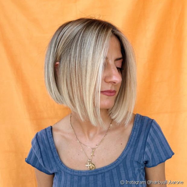 I capelli corti biondo platino sono ancora di tendenza? Queste 18 foto lo dimostrano!