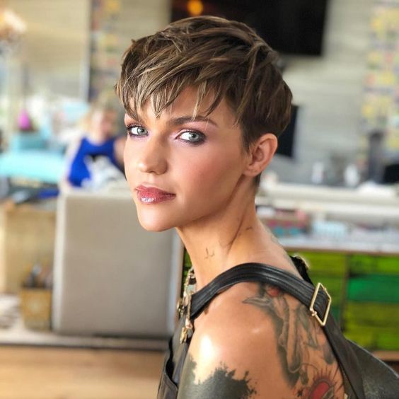 Short hair with highlights: 30 inspirations for the look that's on the rise