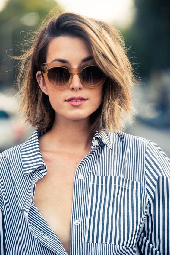 Cheveux courts avec mèches : 30 inspirations pour le look qui a le vent en poupe