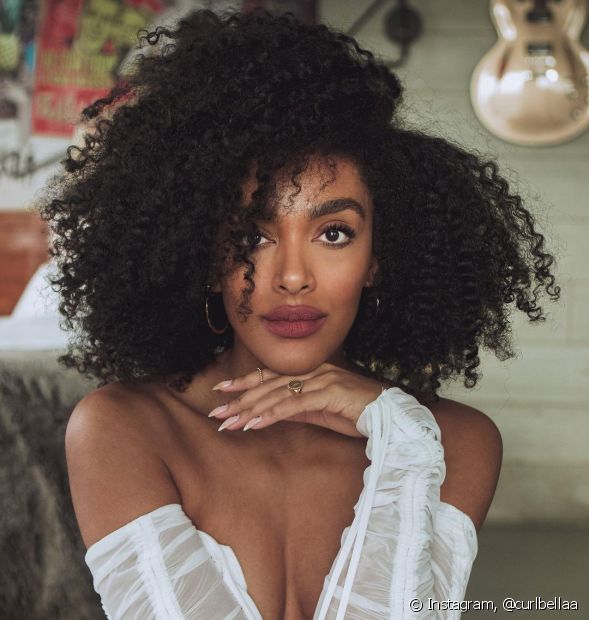 How to hydrate dry curly hair? Product and ingredient tips