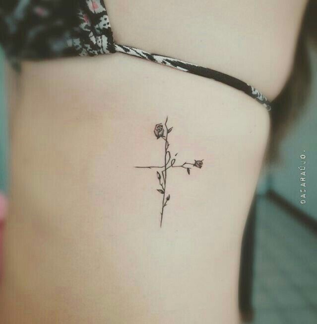 Tatuaje de cruz: mira diseños que reflejan fe y esperanza