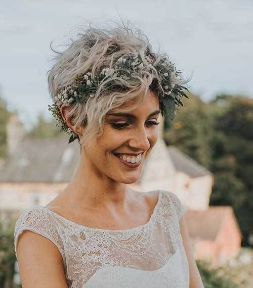 Acconciature da sposa: dai un'occhiata a 45 look per capelli corti