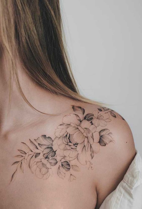 Scoprite 130 fantastiche opzioni per tatuaggi delicati e femminili