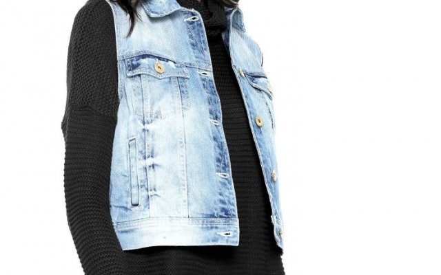 Gilet in jeans: 35 modi per indossarlo e rockeggiare
