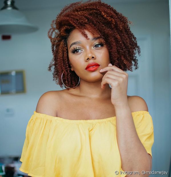 Cheveux auburn : 20 photos de la teinte chaude du roux pour s'inspirer et astuces pour réussir la couleur