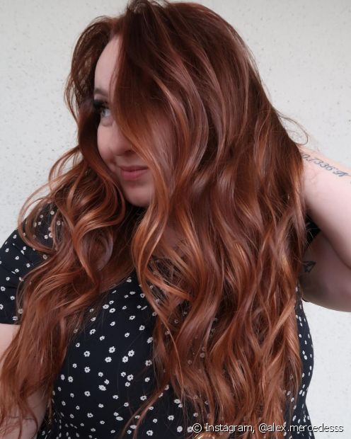 Hair with coppery red highlights is a trend! 15 photos to inspire you