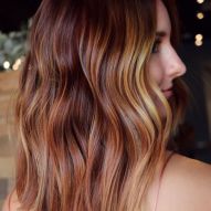 Hair with coppery red highlights is a trend! 15 photos to inspire you