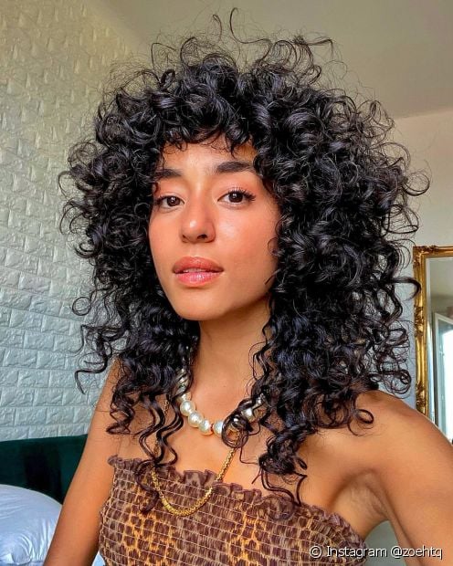 5 finishing tricks to try this year on curly and frizzy hair