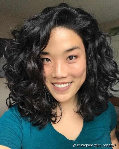 Coupe dégradée sur cheveux ondulés : 20 photos et conseils pour choisir son nouveau look