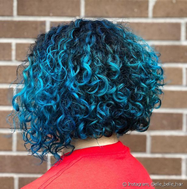 Colorful curly hair: purple, blue, green, pink... See 50 pictures of curls with different colors and get inspired