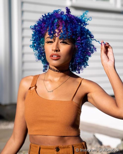 Colorful curly hair: purple, blue, green, pink... See 50 pictures of curls with different colors and get inspired