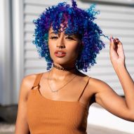 Colorful curly hair: purple, blue, green, pink... See 50 pictures of curls with different colors and get inspired