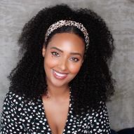 Hair schedule for curly hair: how to hydrate, nourish and rebuild type 4 curls