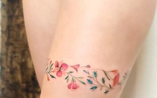 Tatouage de la cuisse : ce qu'il faut savoir avant de se faire faire le vôtre