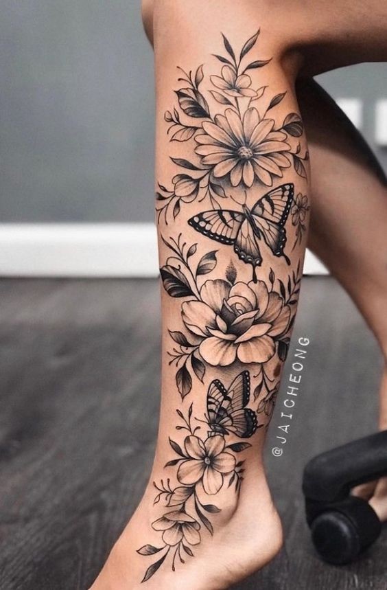 40 idee creative e affascinanti per i tatuaggi sul polpaccio femminile