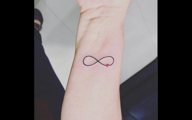 Infinity tattoo: find ideas to make yours!