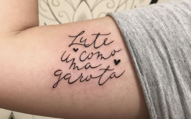 Phrases for female tattoo: choose the one that has to do with your moment