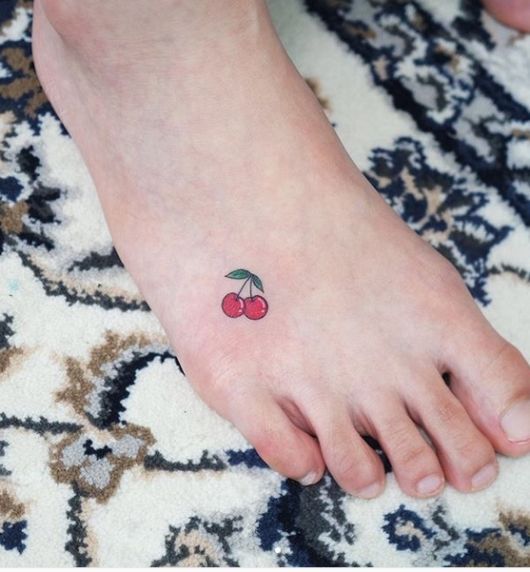 Tatouages de pieds : voir les conseils et les idées pour obtenir le vôtre !