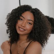 5 tips for a more practical curly hair care routine