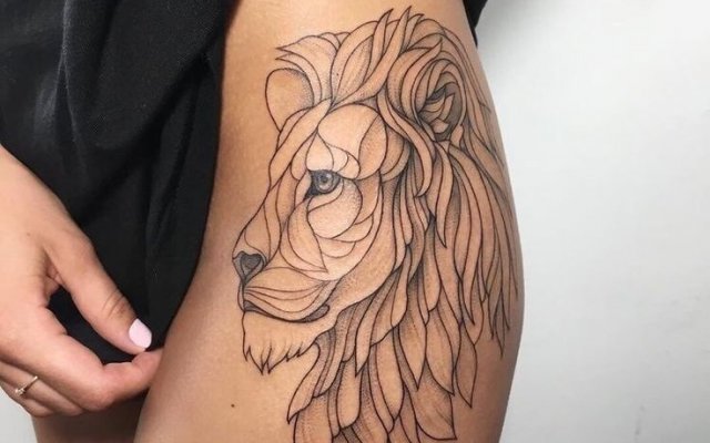 Tatouage de lion pour les femmes : voyez les versions étonnantes