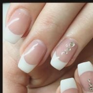 ¿Cómo deshacerse de las burbujas en el esmalte de uñas después de pintarse las uñas? Consejos para evitar el problema.