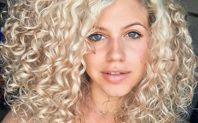 Cheveux blonds : découvrez les styles tendances