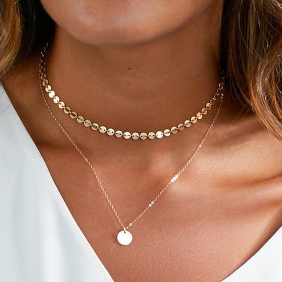 Chokers : 50 suggestions d'utilisation de l'accessoire de mode