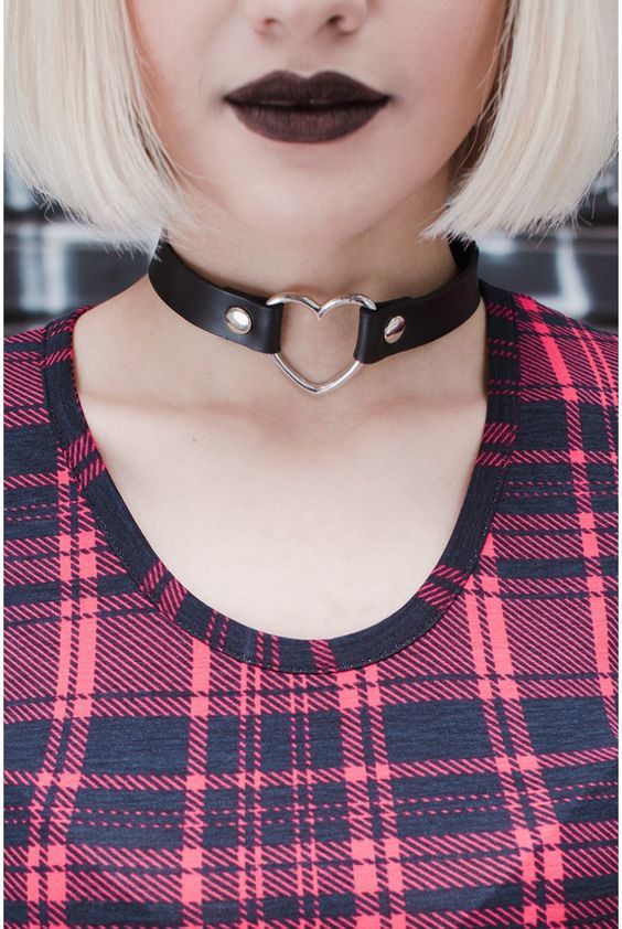 Chokers : 50 suggestions d'utilisation de l'accessoire de mode