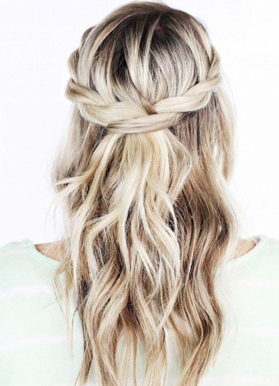 Wavy hair: Check out care tips and hairstyles to rock