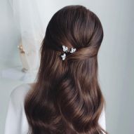 Bridal hairstyles with loose hair: 20 photos of half updos, accessories and more styles to inspire