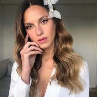 Acconciature da sposa con capelli sciolti: 20 foto di mezzi raccolti, accessori e altri stili a cui ispirarsi