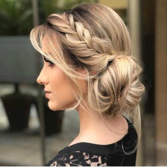 Coiffures Updo : 50 looks époustouflants pour vous inspirer