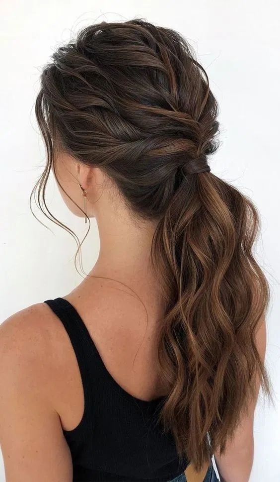 Peinados Updo: 50 looks impresionantes para inspirarte