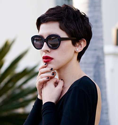 Short layered hair: see 86 modern and stylish looks