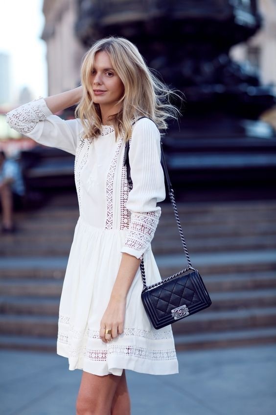 Short white dress: inspirations to rock beyond New Year's Eve