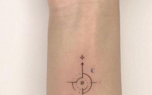 30 tatuaggi creativi con bussola da cui trarre ispirazione