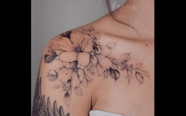Tatuaje de flores: conoce los significados y mira 81 ideas