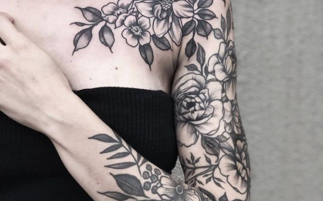 Flower tattoo: know the meanings and see 81 ideas