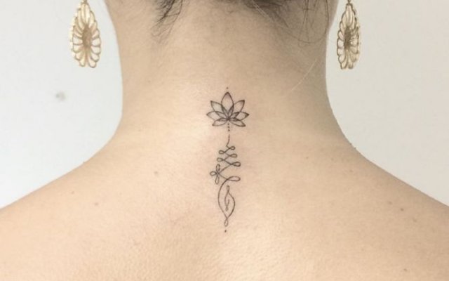 Echa un vistazo a 65 imágenes de tatuajes femeninos en el cuello