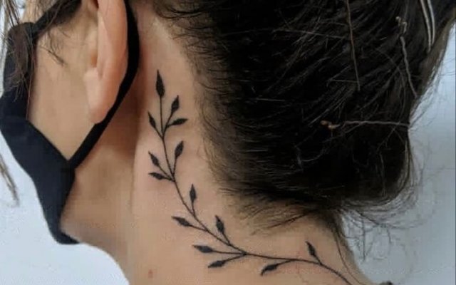 Take a look at 65 images of female tattoos on the neck