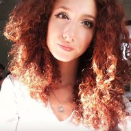 Long curly red hair: 15 photos of red curls + care tips to prevent dryness and split ends