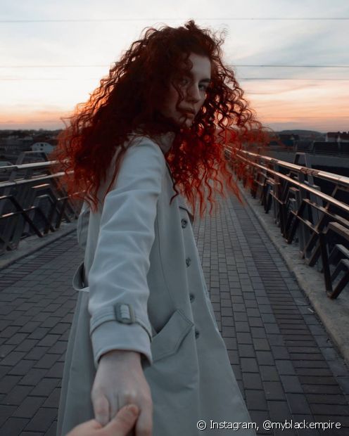 Long curly red hair: 15 photos of red curls + care tips to prevent dryness and split ends