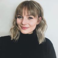 Blonde avec frange : conseils pour miser sur le modèle + inspirations coupe