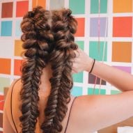 6 peinados sencillos para cabello rizado y rizado que puedes llevar a las fiestas