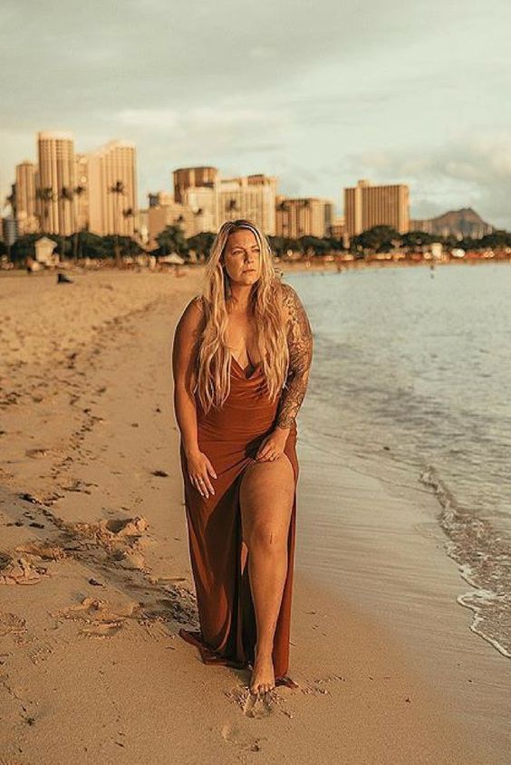 Plus size bikinis and swimsuits: inspirations from beautiful models for all bodies!