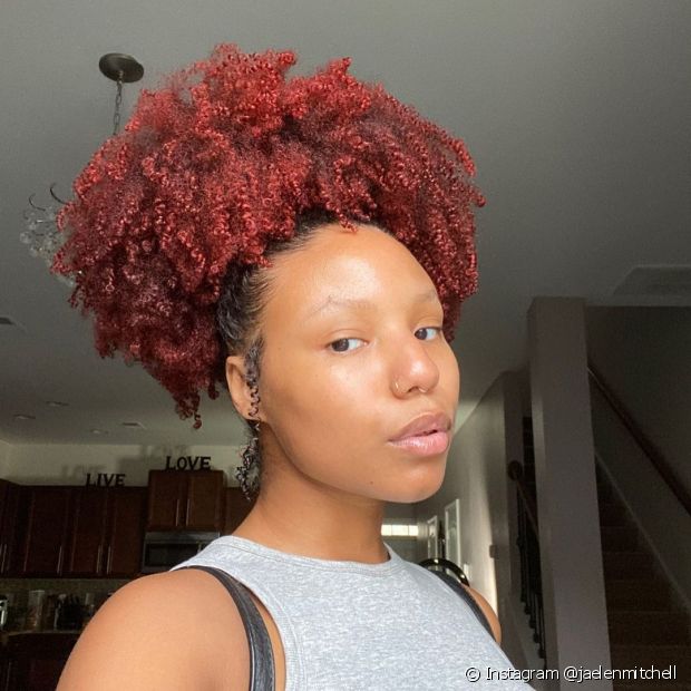 Red auburn suits all skin tones? Discover more about this red hair color
