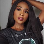 Long black straight hair: tips to avoid split ends and leave strands shiny